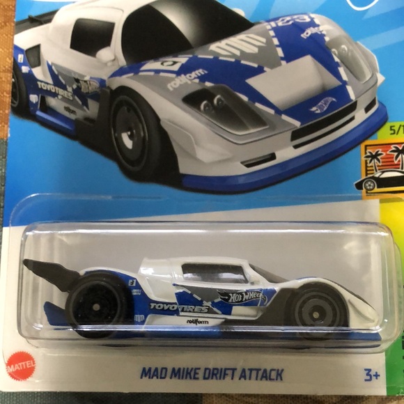 🛍️5/$20🛍️BNIB HOTWHEELS Mad Mike, Drift Attack - Picture 2 of 3